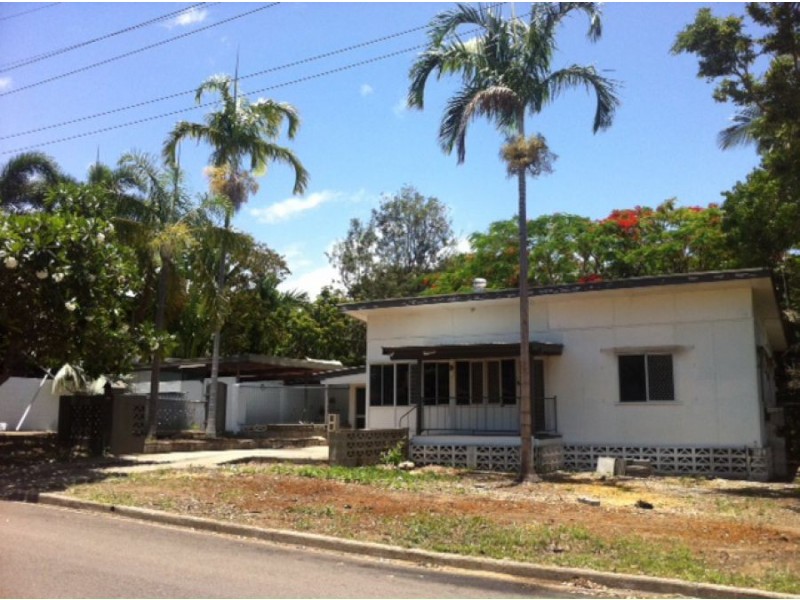 16 Stuart Street, North Ward QLD 4810