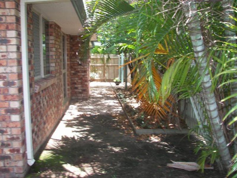 Railway Estate QLD 4810