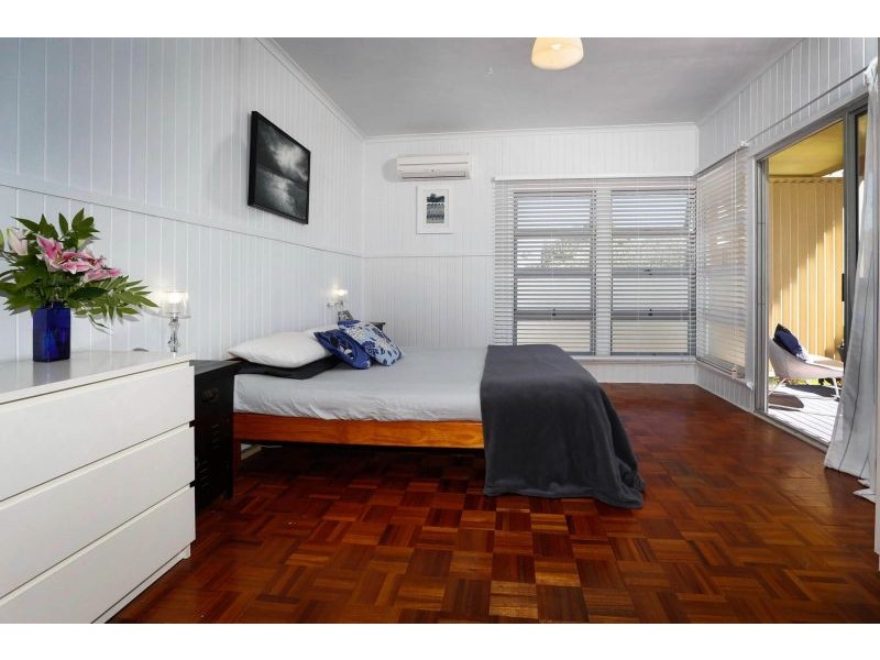 10 Hayes Street, North Ward QLD 4810