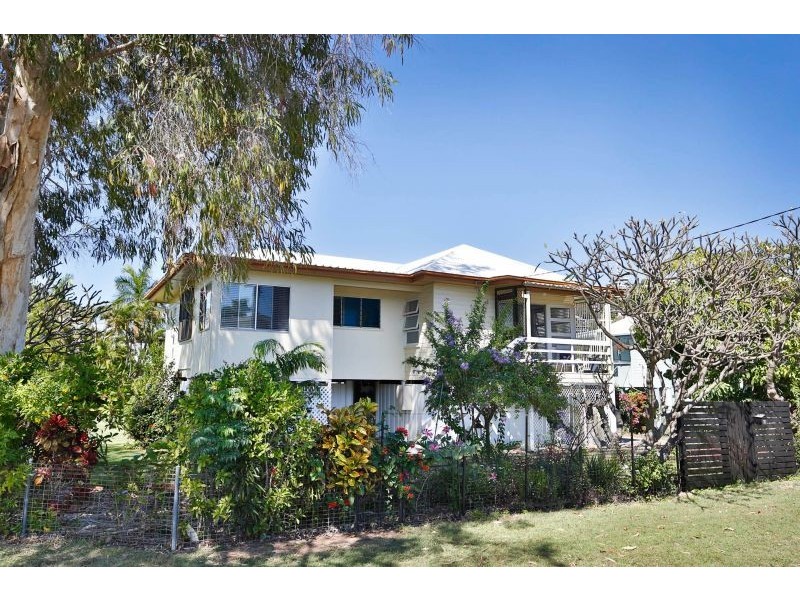 10 Hayes Street, North Ward QLD 4810