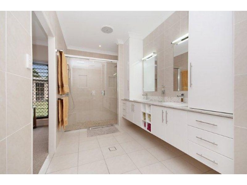 10 Stafford Close, Kirwan QLD 4817