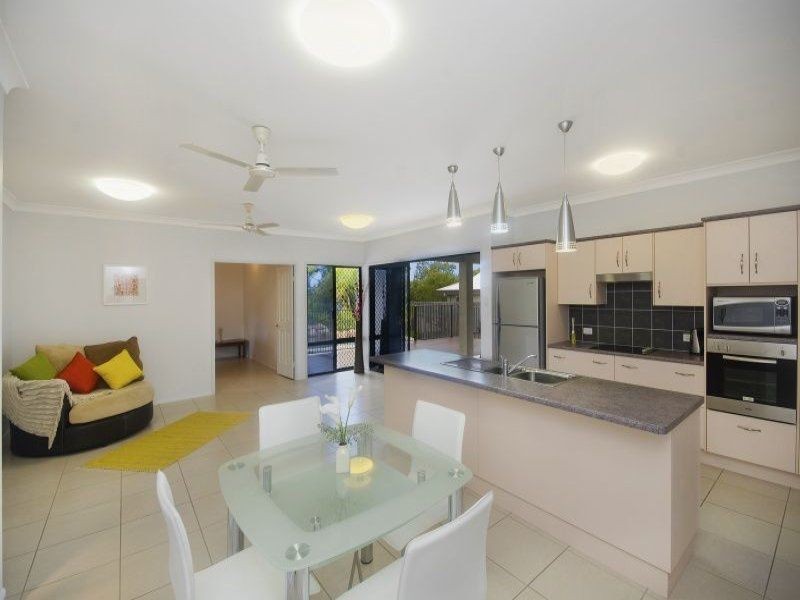 23 Dungurra Place, Bushland Beach QLD 4818