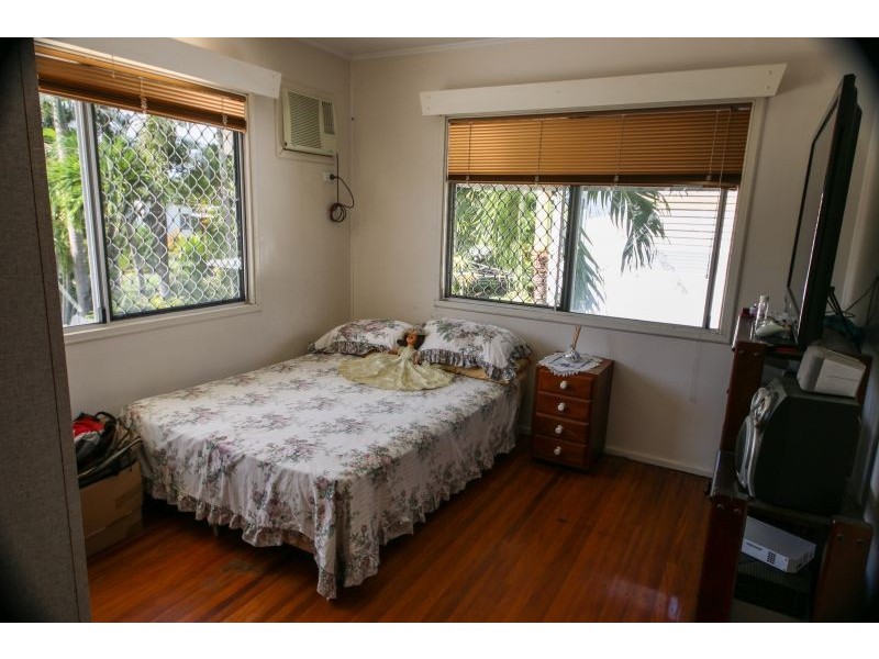 33 Brighton Street, Gulliver QLD 4812