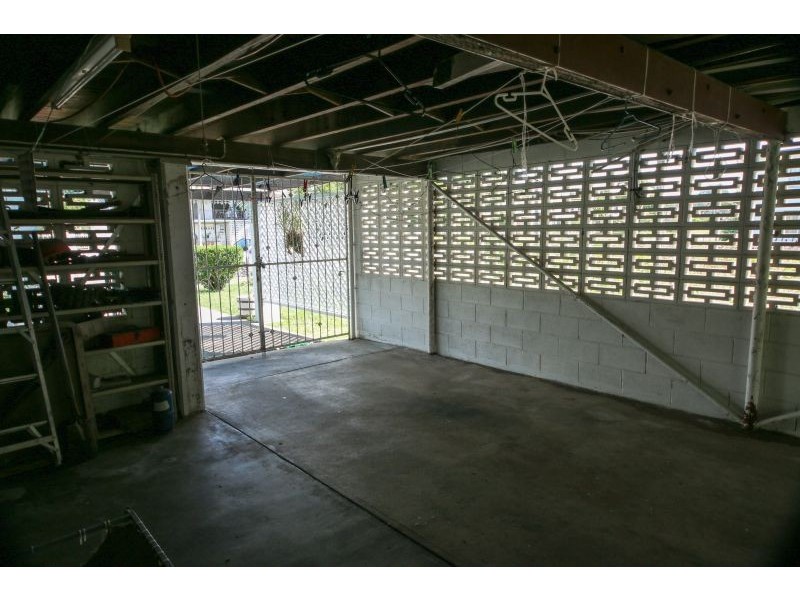 33 Brighton Street, Gulliver QLD 4812