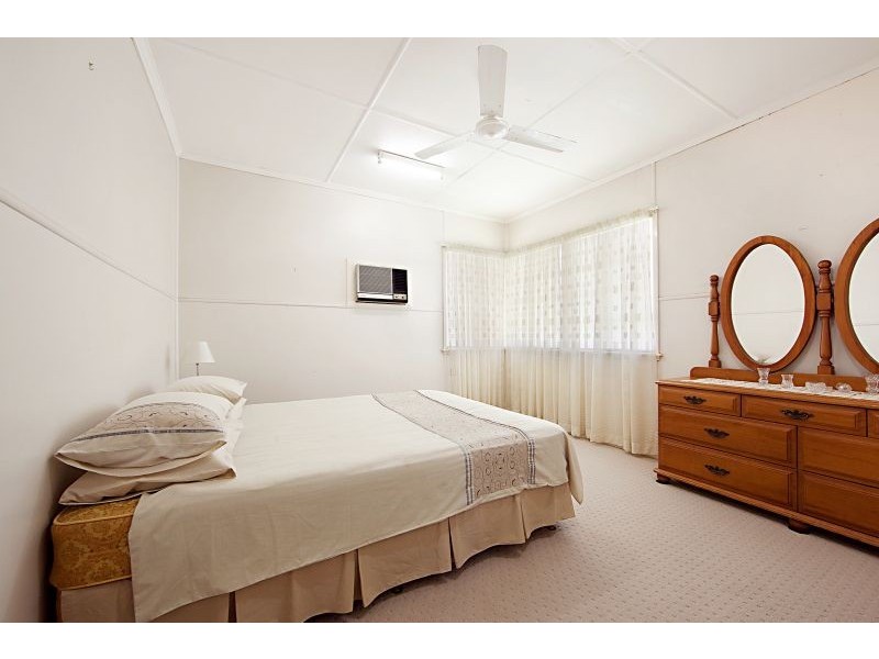 32 Royal Street, Wulguru QLD 4811