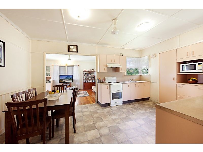 32 Royal Street, Wulguru QLD 4811