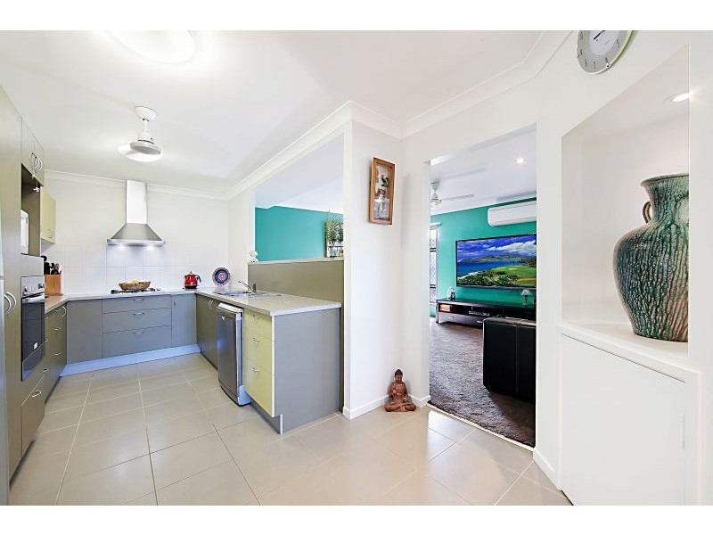 16 Laurie Motti Parade, Kirwan QLD 4817