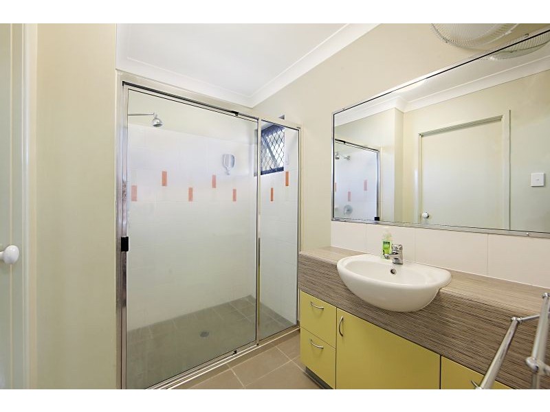 16 Laurie Motti Parade, Kirwan QLD 4817