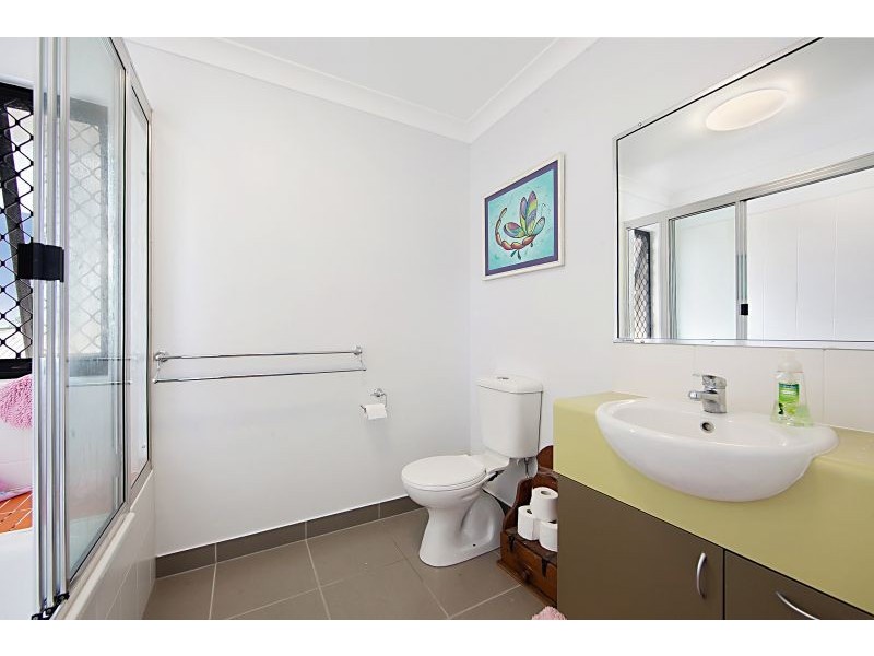 16 Laurie Motti Parade, Kirwan QLD 4817