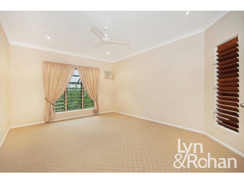 16 Angelus Place, Kirwan QLD 4817