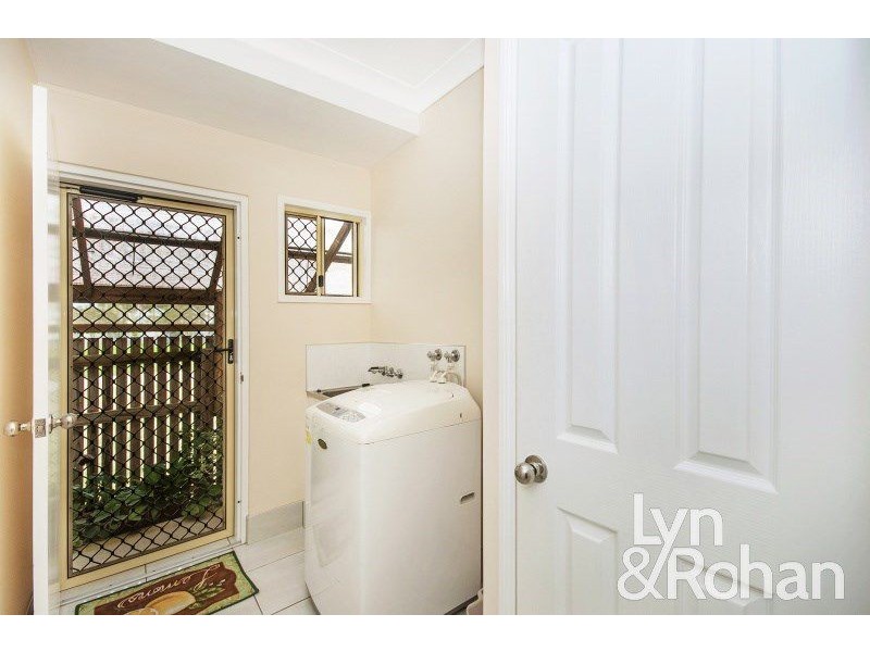 16 Angelus Place, Kirwan QLD 4817