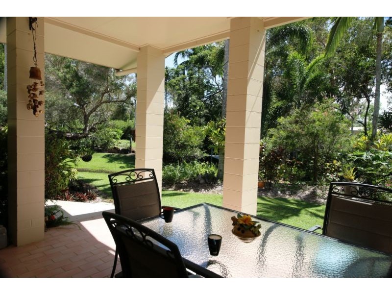 14 Armidale Avenue, Balgal Beach QLD 4816