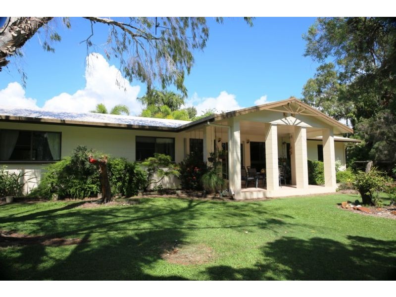 14 Armidale Avenue, Balgal Beach QLD 4816