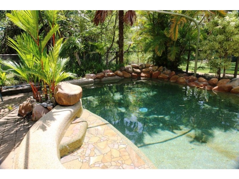 14 Armidale Avenue, Balgal Beach QLD 4816