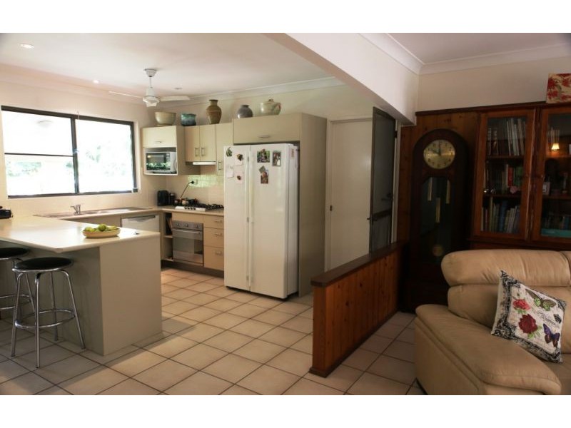 14 Armidale Avenue, Balgal Beach QLD 4816