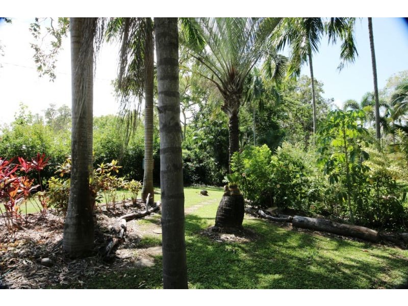 14 Armidale Avenue, Balgal Beach QLD 4816