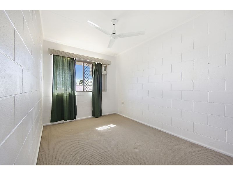 2/28 Rose Street, North Ward QLD 4810