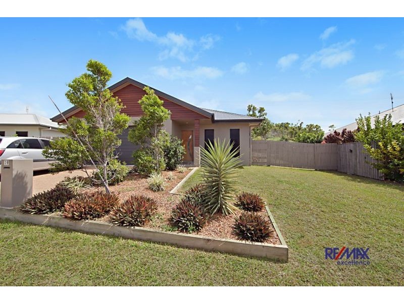 19 Deedes Crescent, Bushland Beach QLD 4818