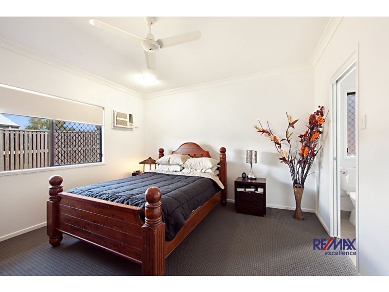 19 Deedes Crescent, Bushland Beach QLD 4818