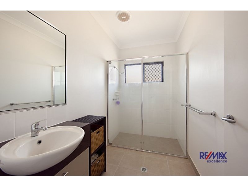 19 Deedes Crescent, Bushland Beach QLD 4818