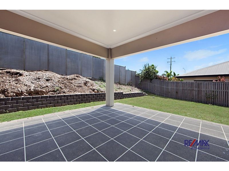 19 Deedes Crescent, Bushland Beach QLD 4818