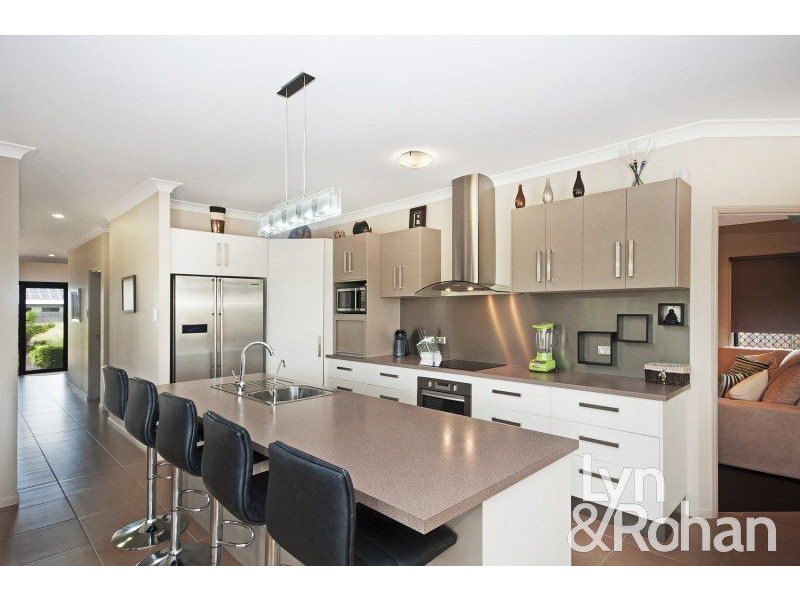 34 Capricorn Drive, Burdell QLD 4818