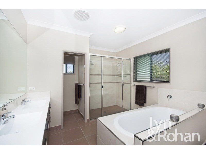 34 Capricorn Drive, Burdell QLD 4818