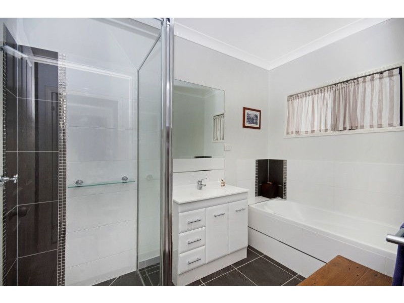 3 Yanooa Court, Bushland Beach QLD 4818