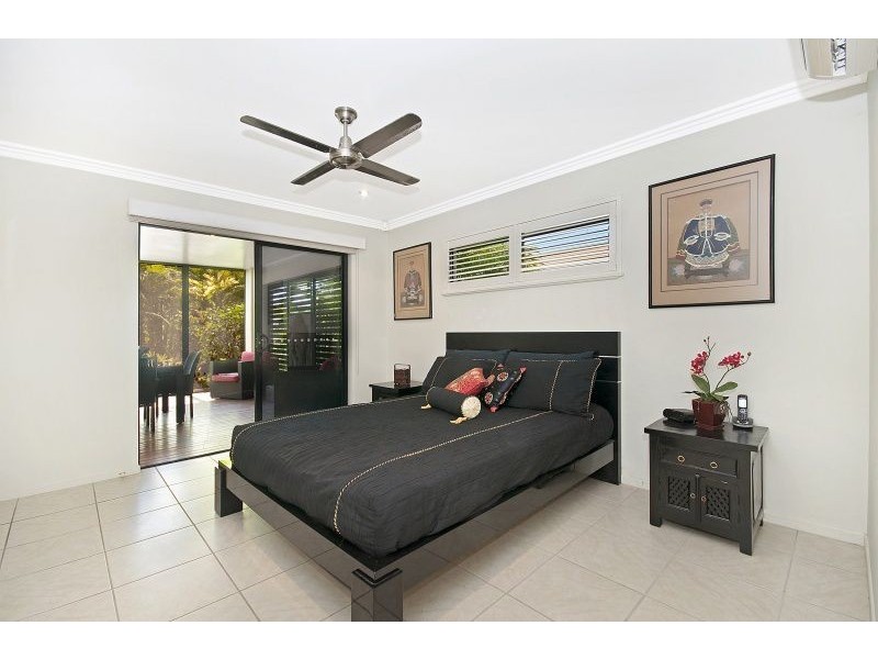 19 Donostia Crescent, Bushland Beach QLD 4818