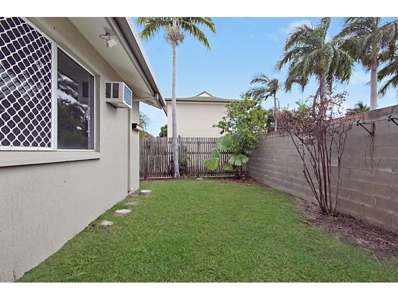 13/12 Bent Street, Mundingburra QLD 4812