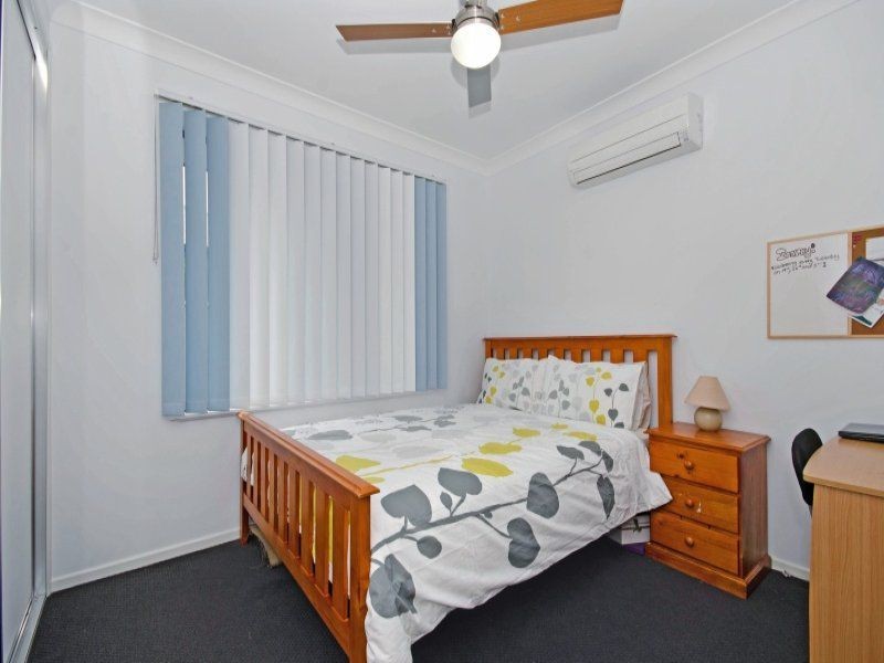 Bushland Beach QLD 4818