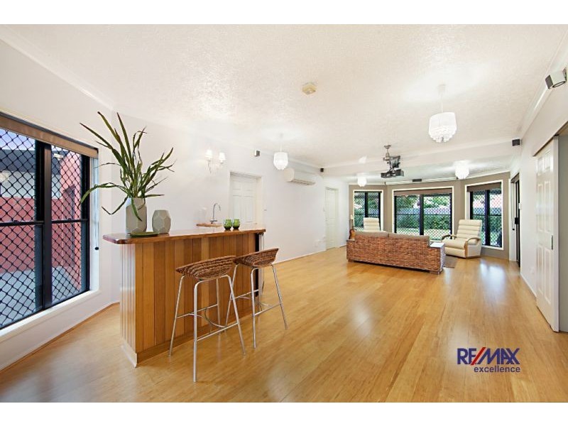 57 River Park Drive, Annandale QLD 4814