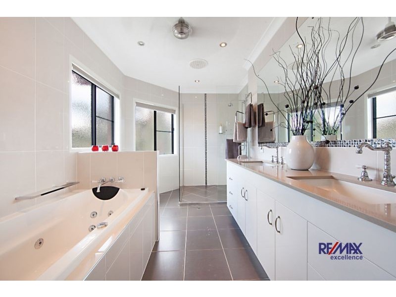57 River Park Drive, Annandale QLD 4814