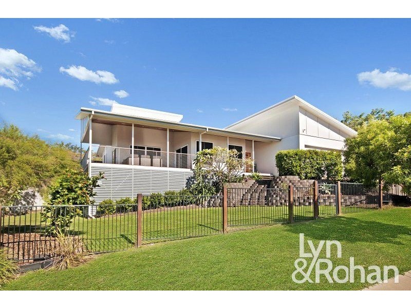 15 Kosciusko Way, Mount Louisa QLD 4814