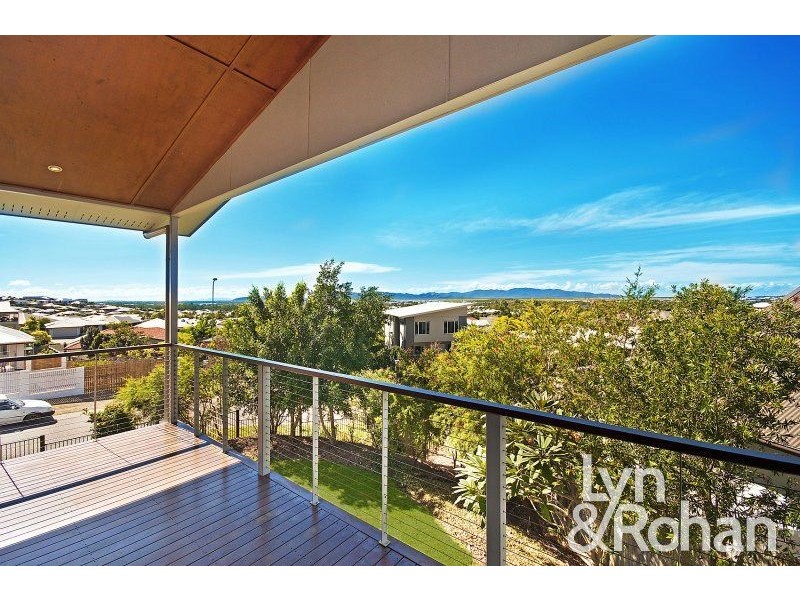 15 Kosciusko Way, Mount Louisa QLD 4814