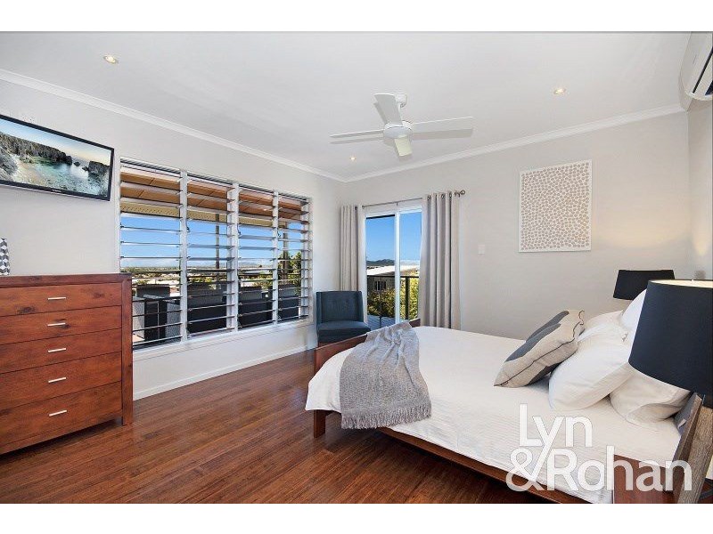 15 Kosciusko Way, Mount Louisa QLD 4814