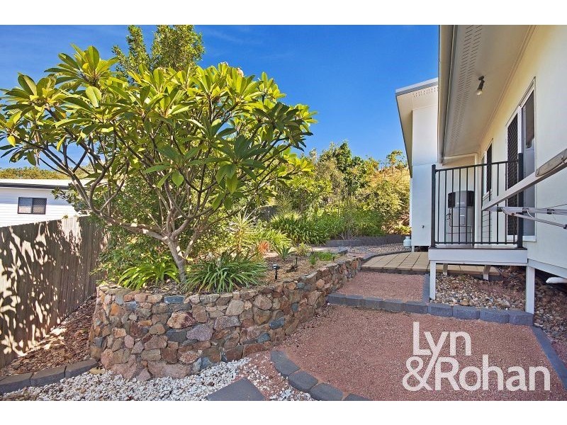 15 Kosciusko Way, Mount Louisa QLD 4814