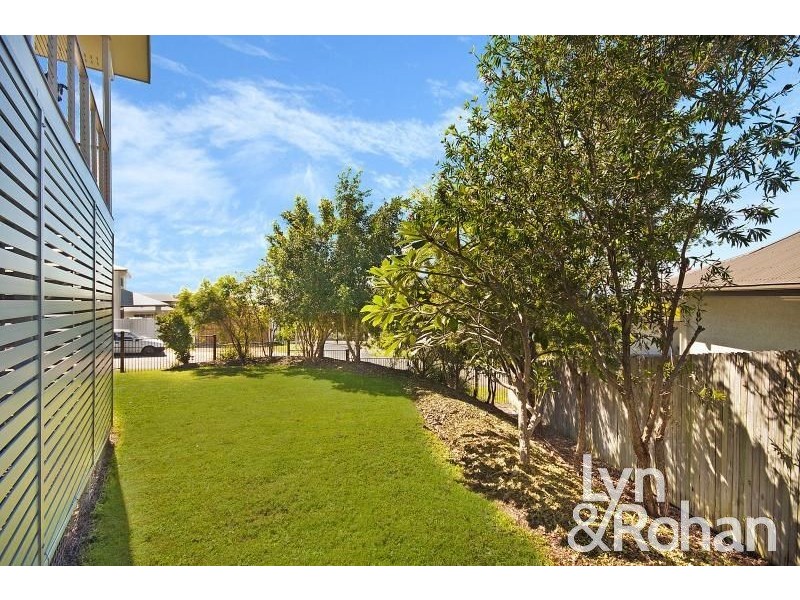 15 Kosciusko Way, Mount Louisa QLD 4814