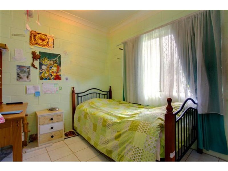 17 Joanne Street, Deeragun QLD 4818