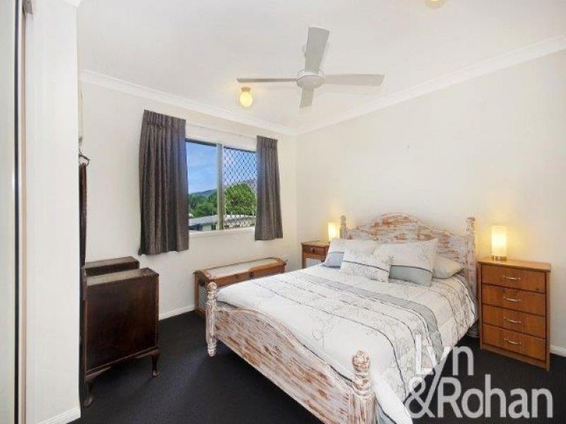 2/11 China St, Mundingburra QLD 4812