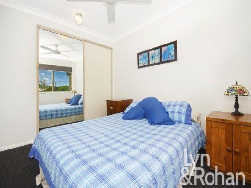 2/11 China St, Mundingburra QLD 4812