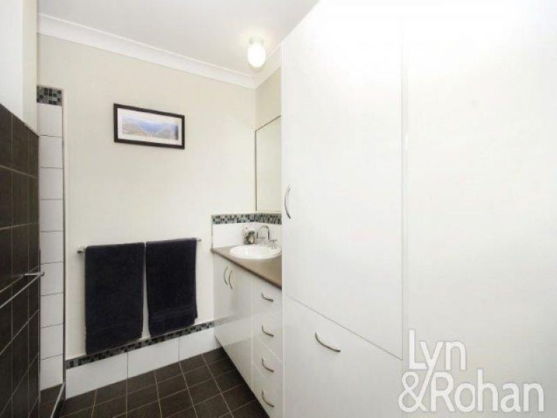 2/11 China St, Mundingburra QLD 4812