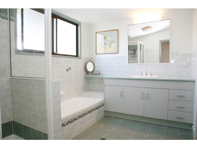 70 Wackett Street, Pallarenda QLD 4810