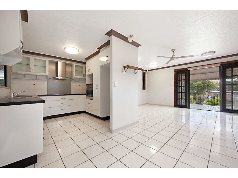 41 Stephenson Street, Wulguru QLD 4811