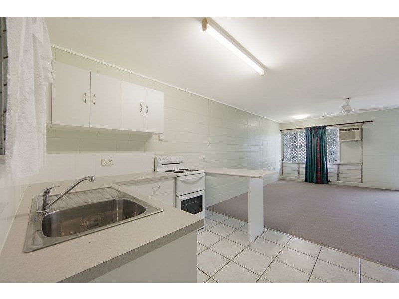 12 Adams Street, Heatley QLD 4814