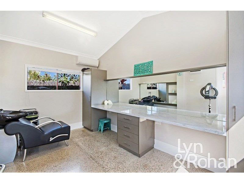 9 Avon Avenue, Kirwan QLD 4817