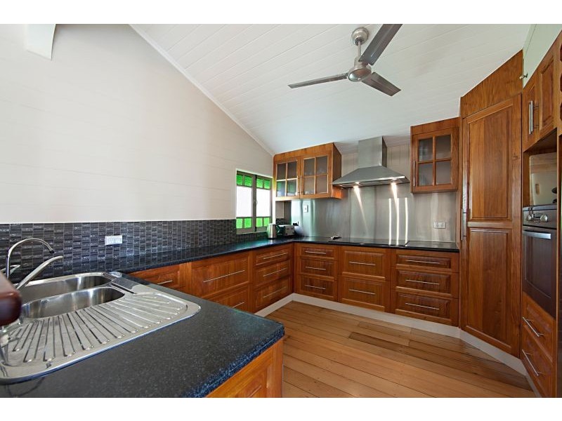 6 Granville Street, Pimlico QLD 4812