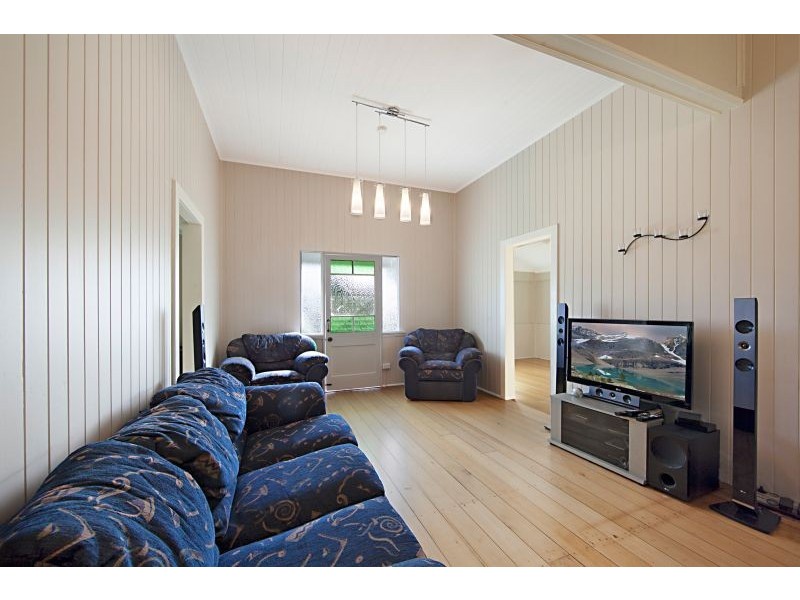 6 Granville Street, Pimlico QLD 4812