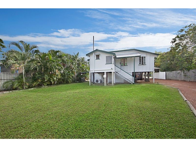 6 Granville Street, Pimlico QLD 4812
