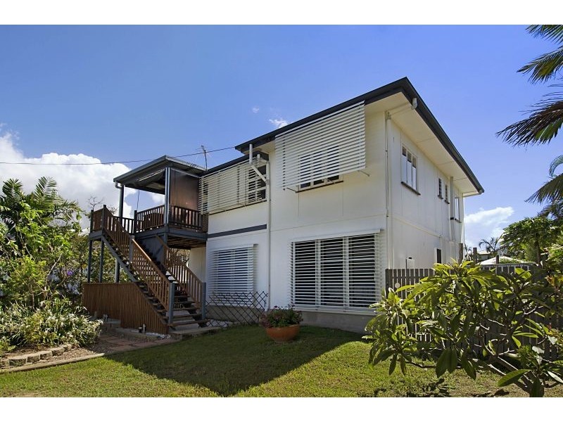 12 Yates Street, Railway Estate QLD 4810